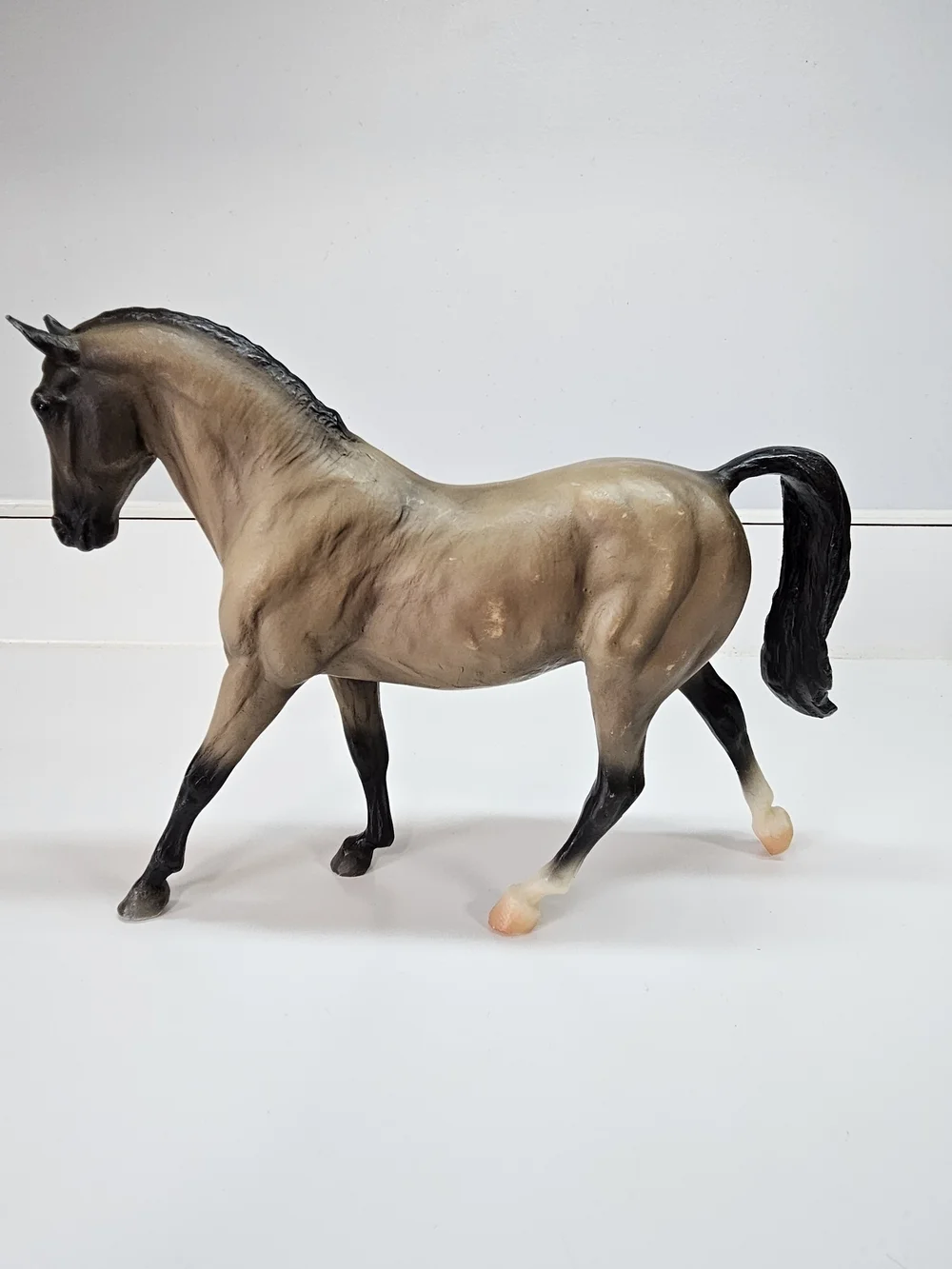 VINTAGE Breyer Horse Keen Mold Bay Hanoverian 61014 2005